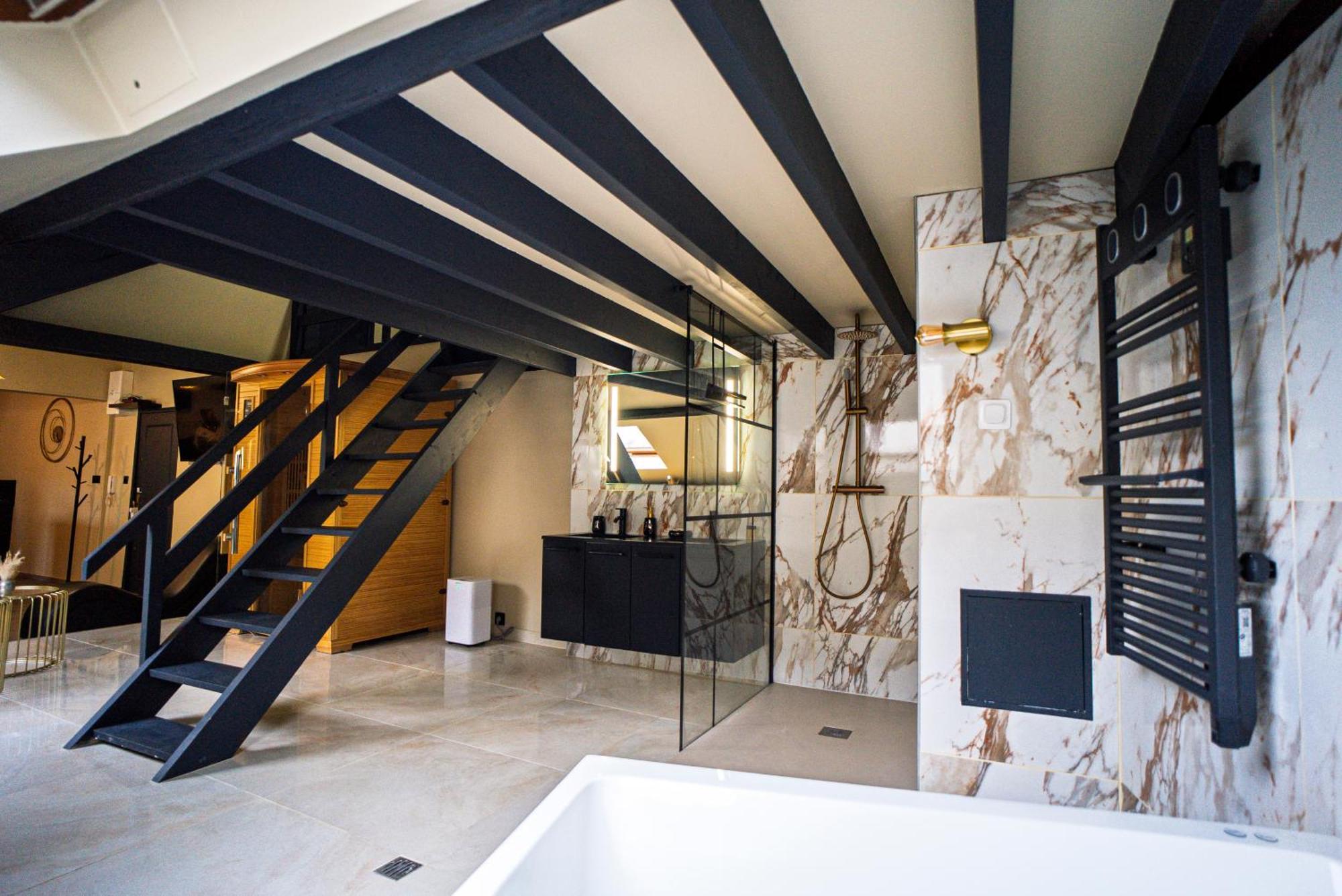 La Marble Room - Suite Balneo & Sauna Angers Exteriér fotografie